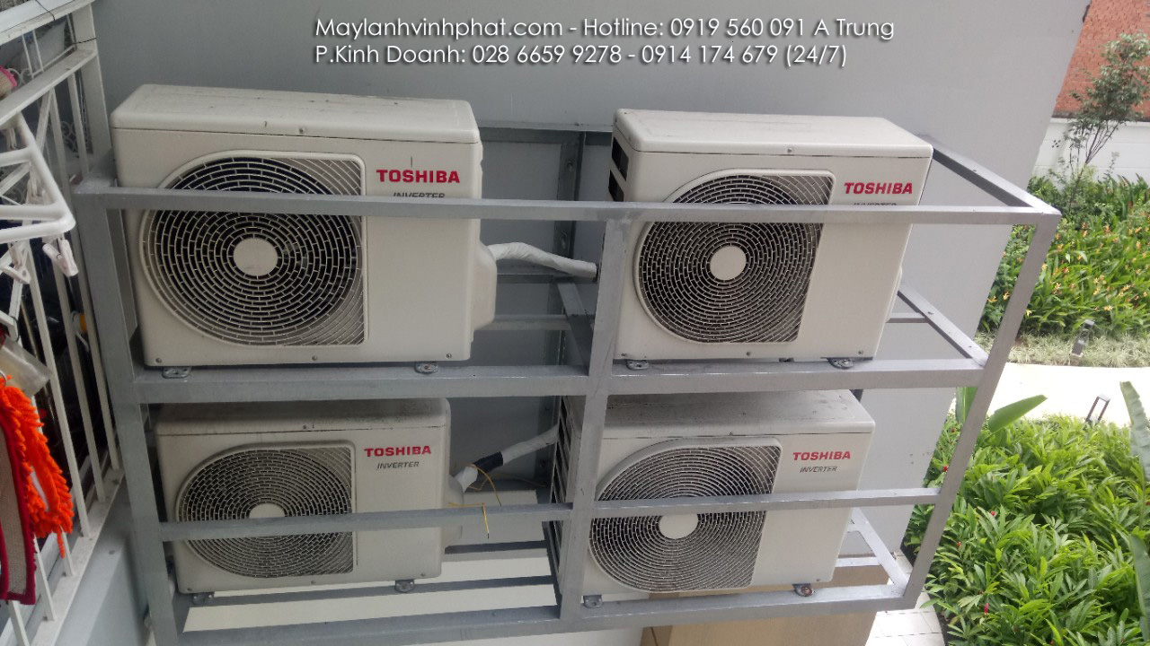 Lắp máy lạnh treo tường TOSHIBA - Tân Phú (3)